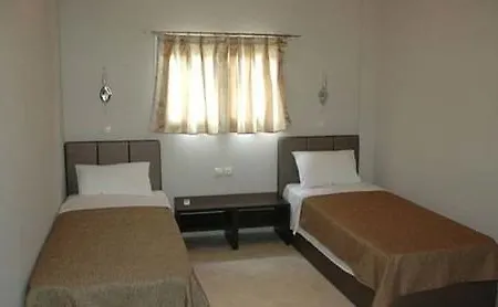 Sarti Plaza Hotel